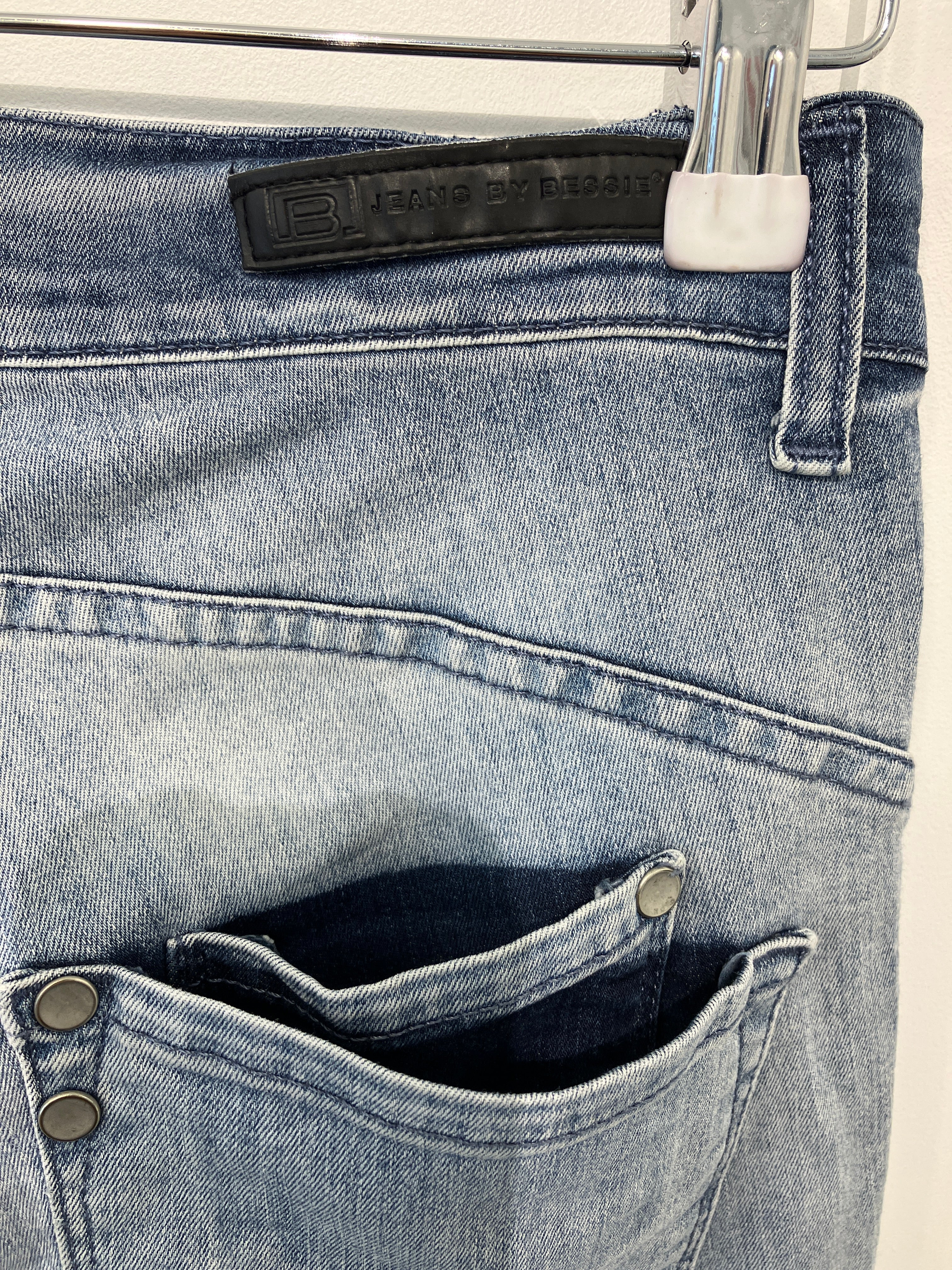 Jeans By Bessie Jeans